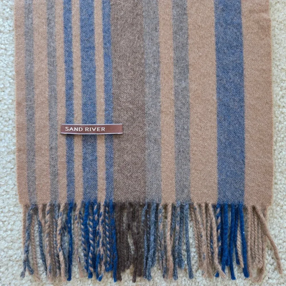 NWOT Sand River Cashmere Scarf